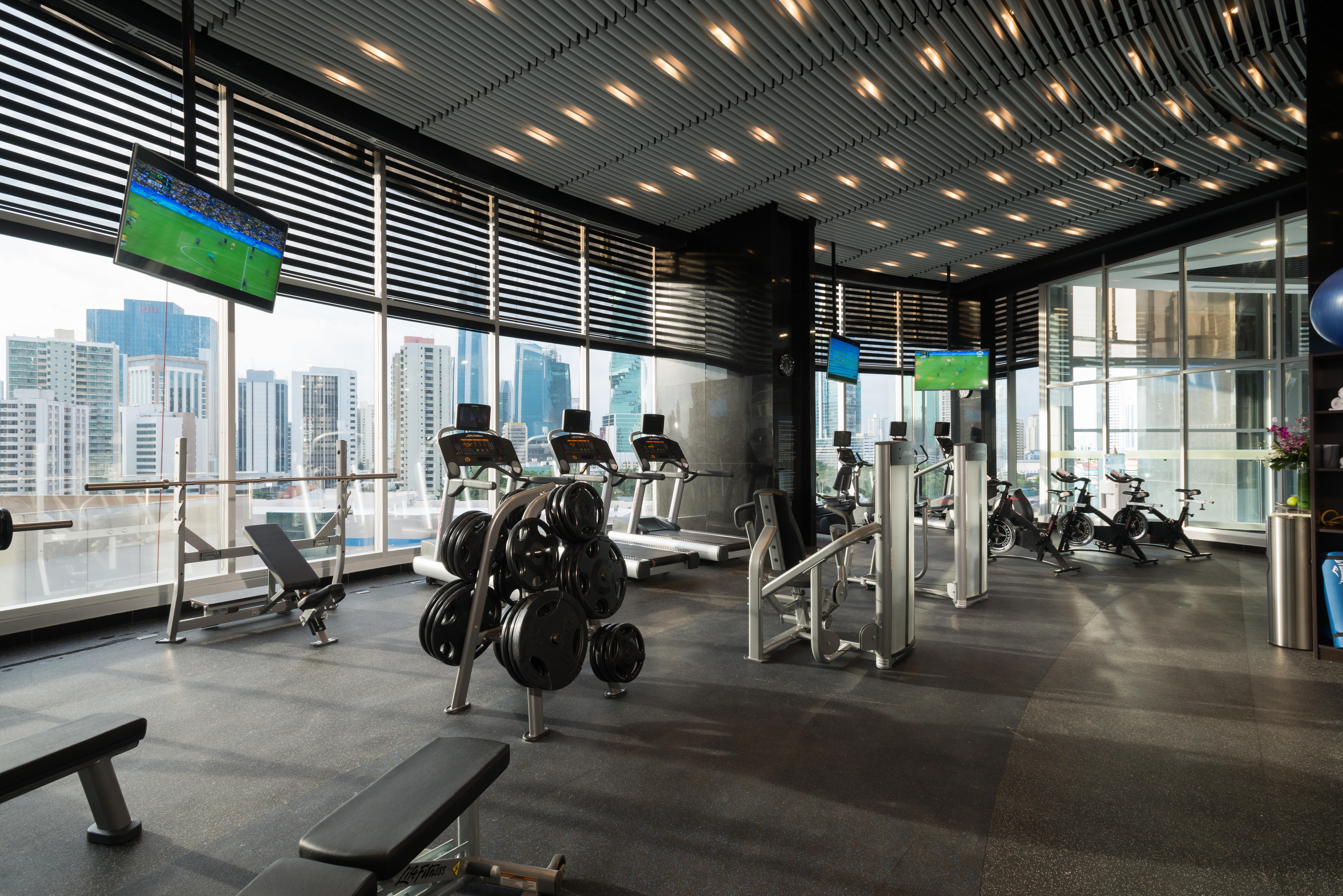 Americas Golden Tower Hotel 5*